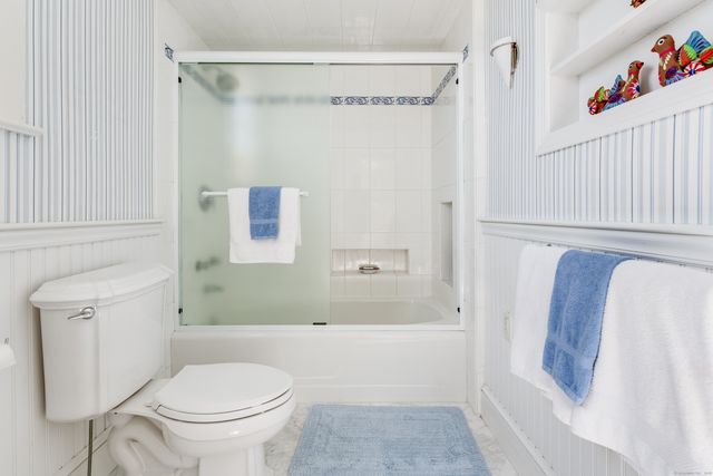 27 Church Street, Groton, CT 06340