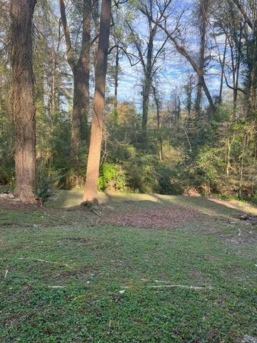 1142 Eastridge Road, Atlanta, GA 30311