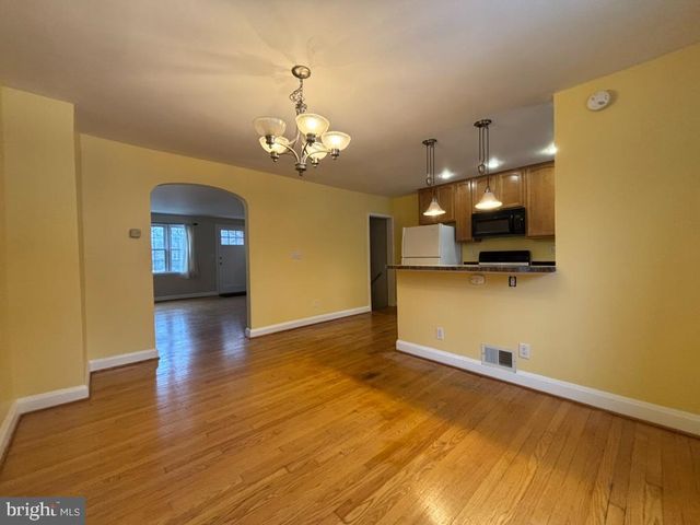 7028 HEATHFIELD RD, Baltimore, MD 21212