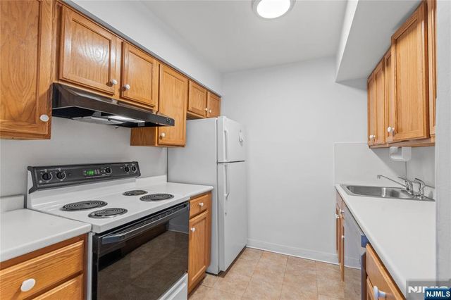 265 Main Street 704, Ridgefield Park, NJ 07660