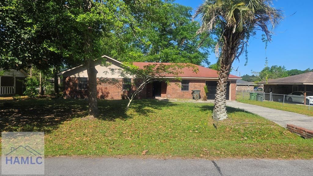 489 Elm Street, Hinesville, GA 31313