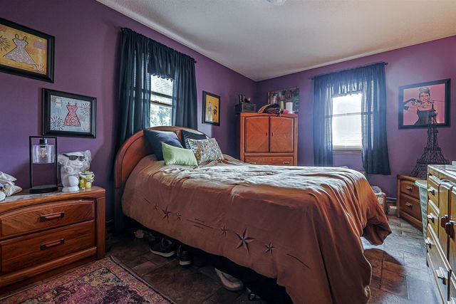 4 Spinnaker Drive, Derry, NH 03038