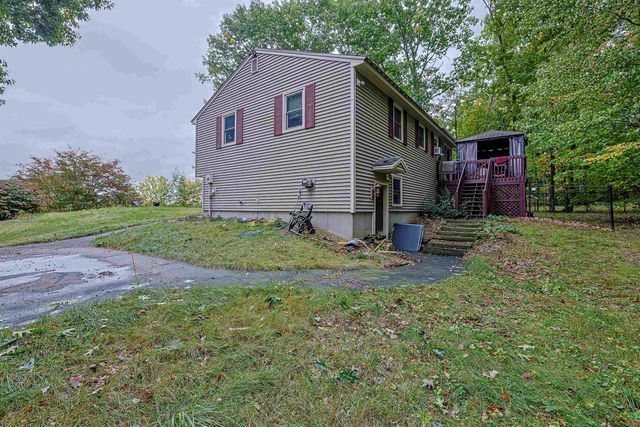 4 Spinnaker Drive, Derry, NH 03038
