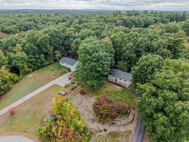 4 Spinnaker Drive, Derry, NH 03038