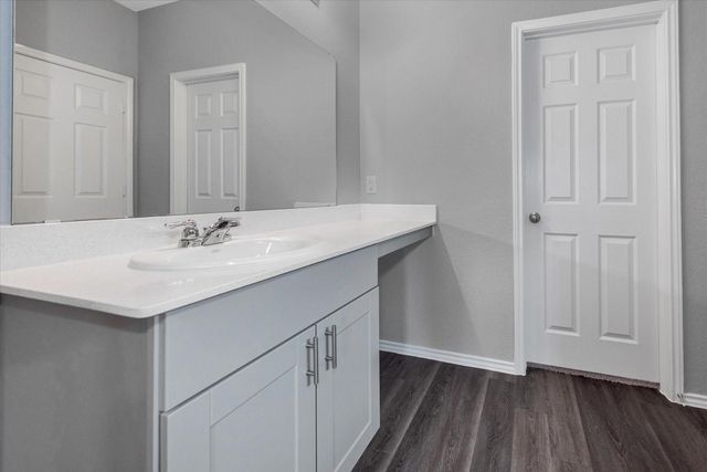 222 Cumberland Forest Drive, Magnolia, TX 77354