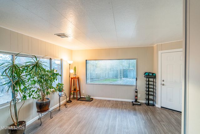 16180 Rhyolite Circle, Reno, NV 89521