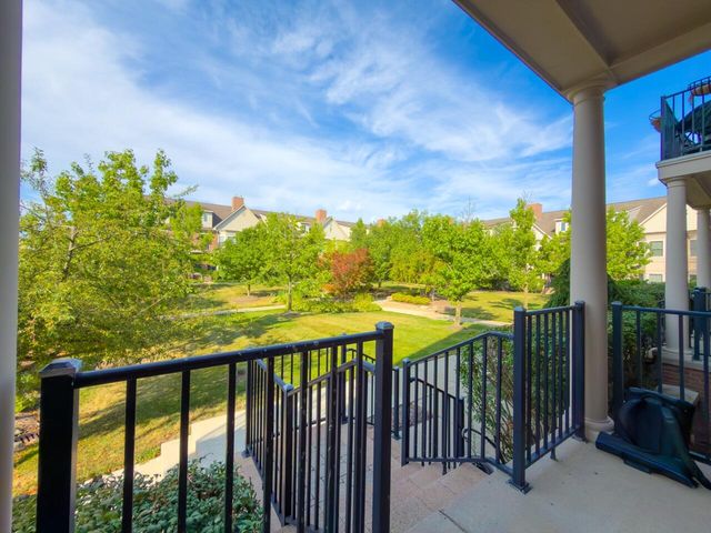 25552 Portico Lane, Novi, MI 48375