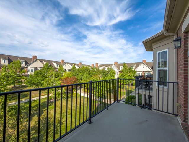 25552 Portico Lane, Novi, MI 48375