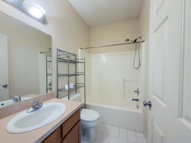 25552 Portico Lane, Novi, MI 48375