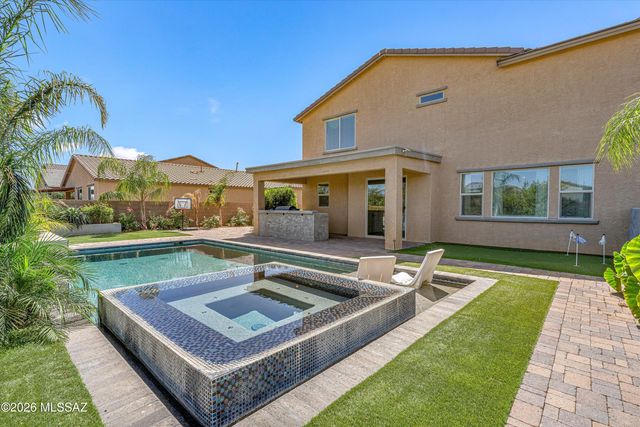 12090 N Goldenview Lane, Marana, AZ 85653