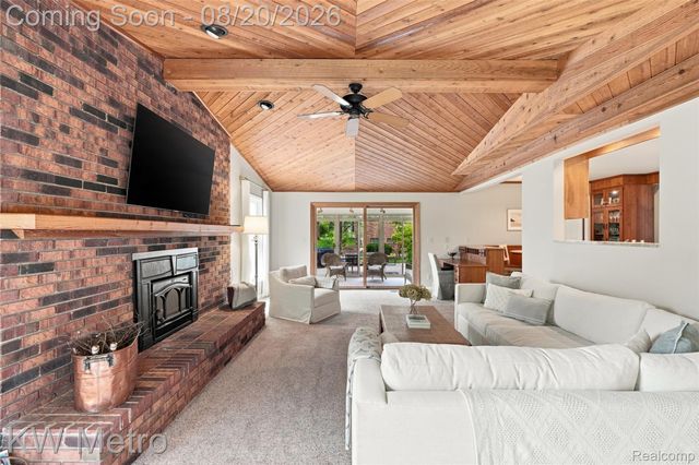12675 Portsmouth Court, Plymouth Charter Township, MI 48170