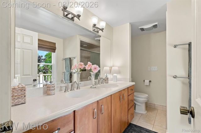 12675 Portsmouth Court, Plymouth Charter Township, MI 48170