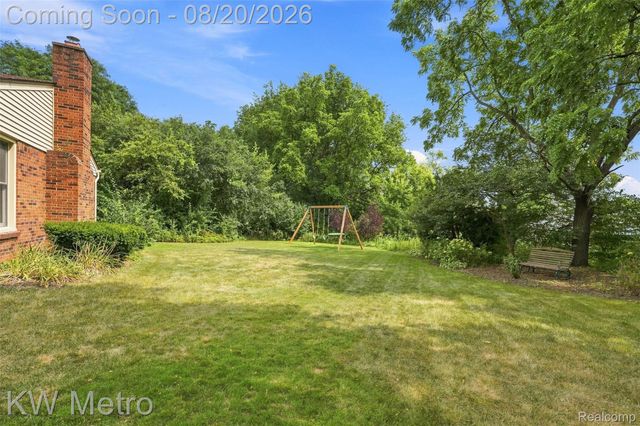 12675 Portsmouth Court, Plymouth Charter Township, MI 48170