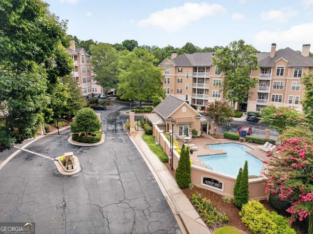 335 Ashford Circle, Atlanta, GA 30338