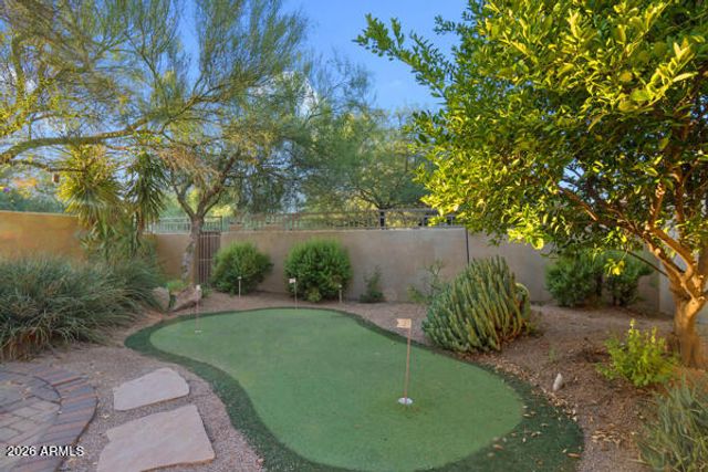 7240 E AURORA Drive, Scottsdale, AZ 85266
