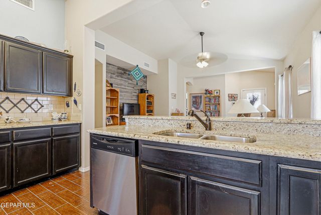 7609 RED CEDAR Drive, El Paso, TX 79911