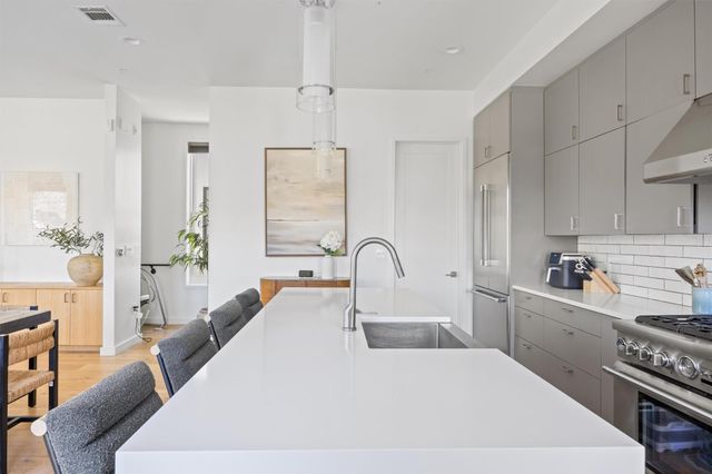 1410 Woodlawn RD B, Austin, TX 78703