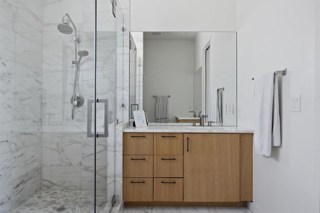 1410 Woodlawn RD B, Austin, TX 78703