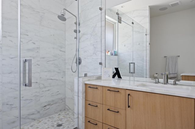 1410 Woodlawn RD B, Austin, TX 78703