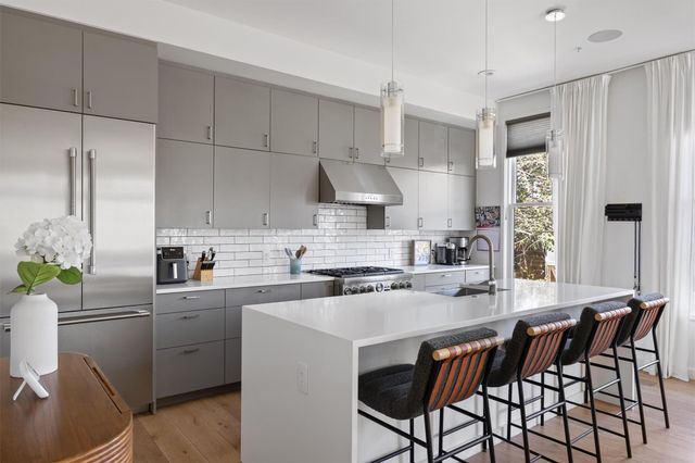 1410 Woodlawn RD B, Austin, TX 78703