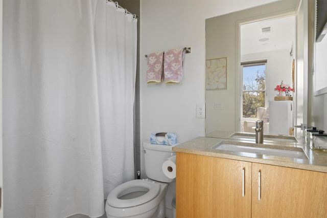 1410 Woodlawn RD B, Austin, TX 78703