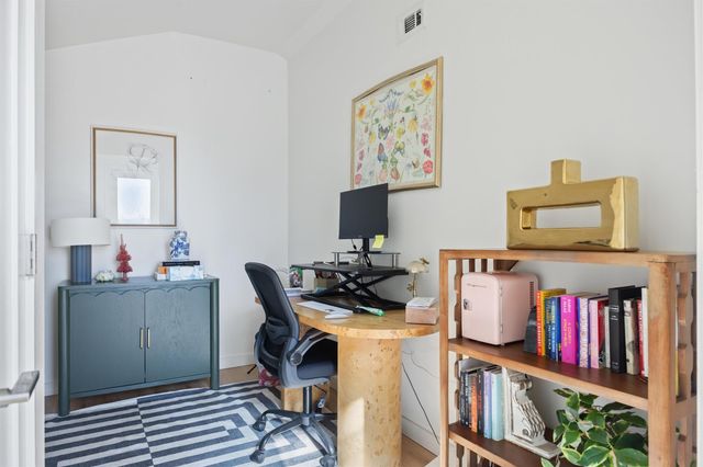 1410 Woodlawn RD B, Austin, TX 78703