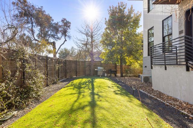 1410 Woodlawn RD B, Austin, TX 78703