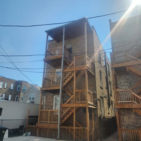 1264 S Saint Louis Avenue, Chicago, IL 60623