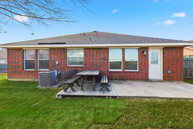 6948 Prairie Dawn Lane, North Richland Hills, TX 76180