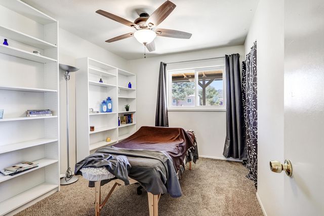 1113 June Street NE, Albuquerque, NM 87112