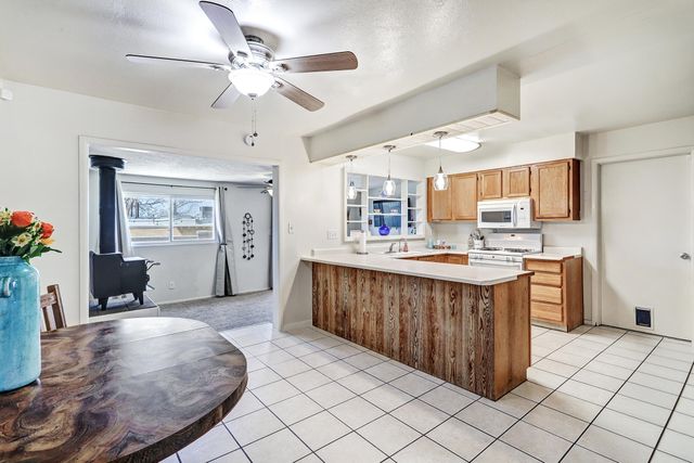 1113 June Street NE, Albuquerque, NM 87112