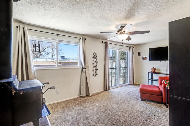 1113 June Street NE, Albuquerque, NM 87112