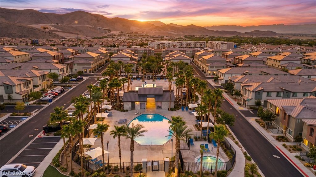 12328 Golden Wreath Road 3, Las Vegas, NV 89183 — photo 5