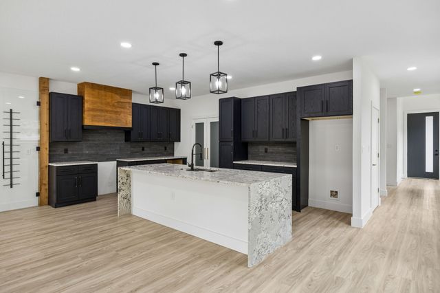 3708 Hammerly Drive, Dallas, TX 75212
