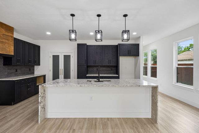 3708 Hammerly Drive, Dallas, TX 75212