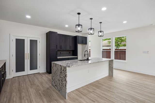 3708 Hammerly Drive, Dallas, TX 75212