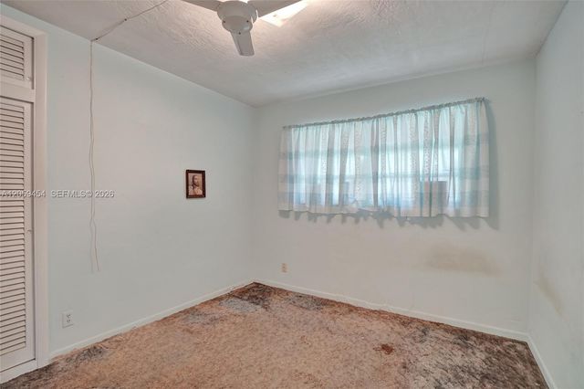 420 SW 71st Way, Pembroke Pines, FL 33023