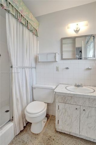 420 SW 71st Way, Pembroke Pines, FL 33023