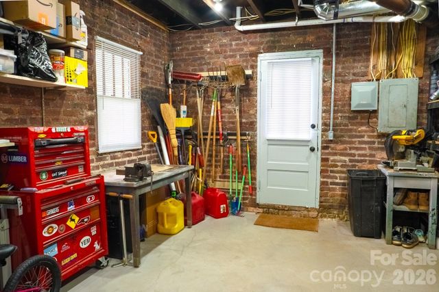 59 Forest Hill Drive, Asheville, NC 28803