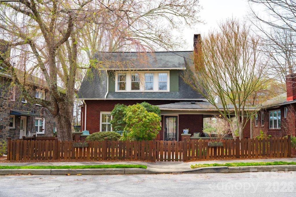 59 Forest Hill Drive, Asheville, NC 28803