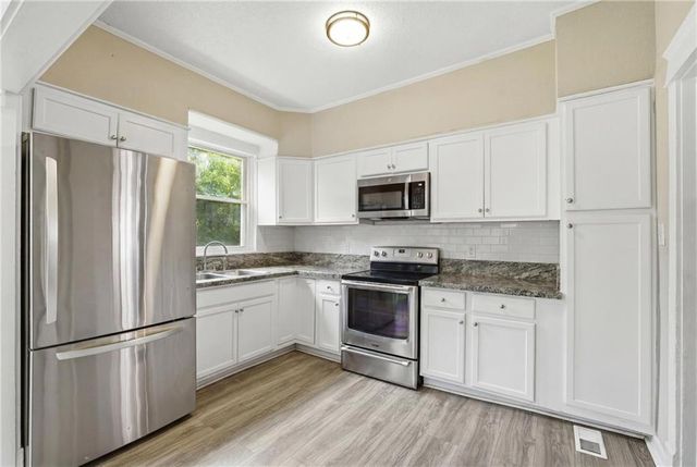 5107 E 26th Street, Kansas City, MO 64127