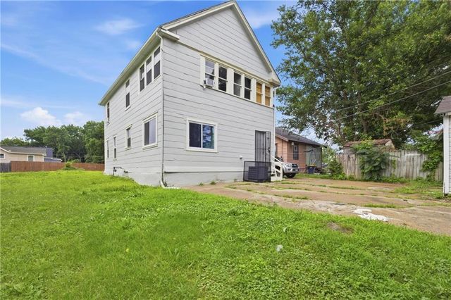 5107 E 26th Street, Kansas City, MO 64127