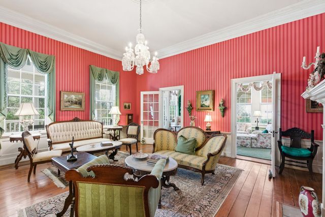 527 Wichman Street, Walterboro, SC 29488