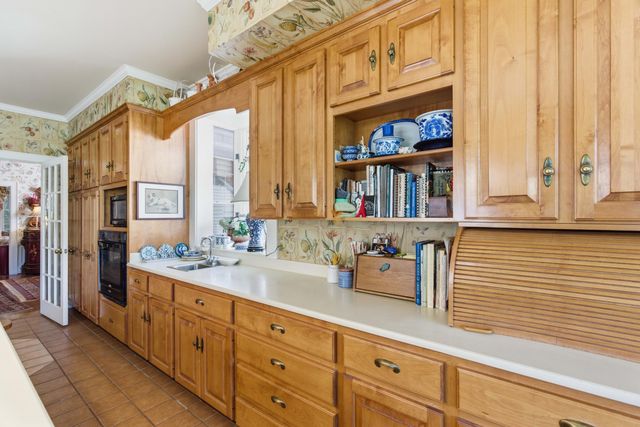 527 Wichman Street, Walterboro, SC 29488