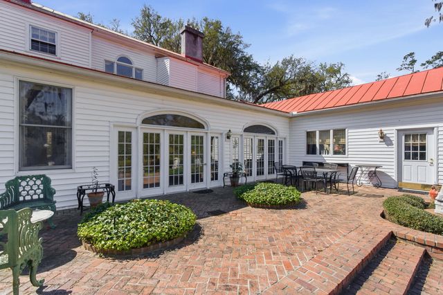 527 Wichman Street, Walterboro, SC 29488
