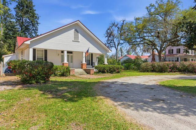 527 Wichman Street, Walterboro, SC 29488