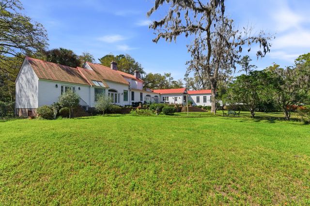 527 Wichman Street, Walterboro, SC 29488