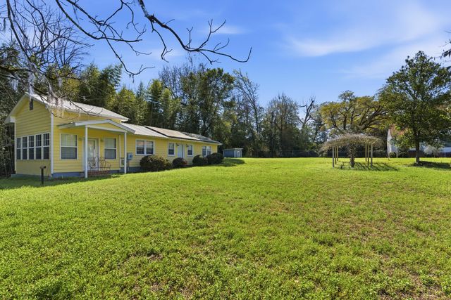 527 Wichman Street, Walterboro, SC 29488
