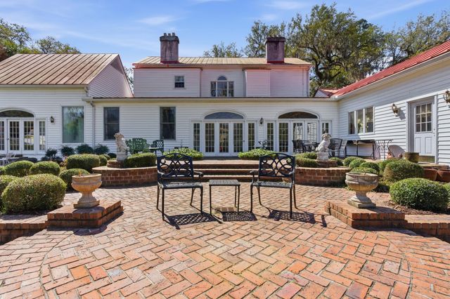 527 Wichman Street, Walterboro, SC 29488
