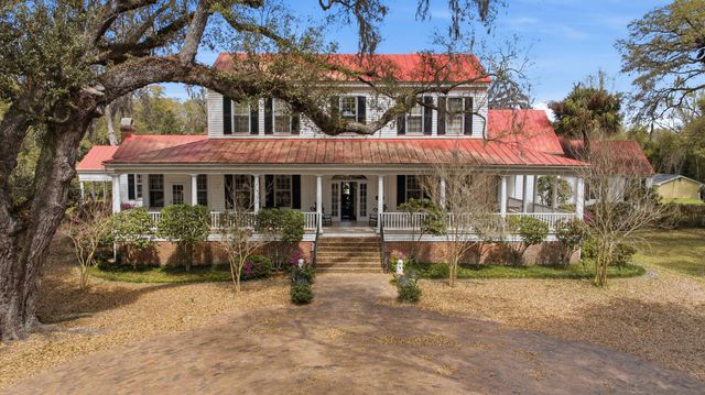 527 Wichman Street, Walterboro, SC 29488